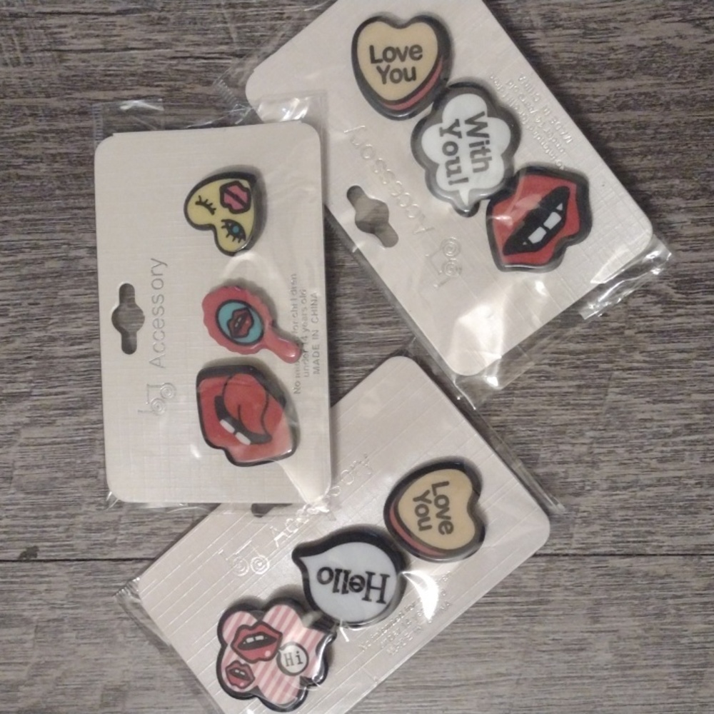 Fashion Pins sets of 3
